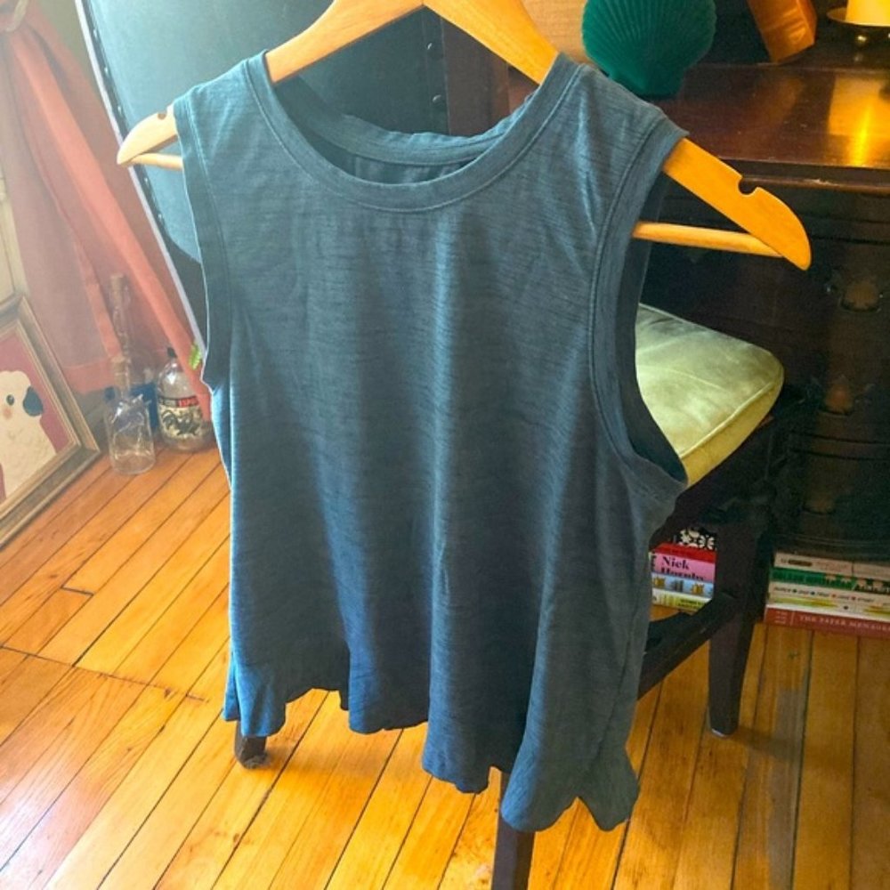 Workout top with fun ruffle detail!